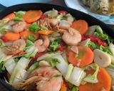 Foto langkah ke 4 dari resep Tumis Sawi mix Wortel.