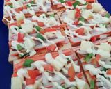 รูปขั้นตอนการทำที่ 1 ของ อาหารนานาชาติ 2019 23. Hawaiian pizza at work