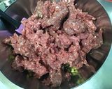 Une image de l'étape 2 de Minis pains de viande au bœuf,aubergine,curry et olives.
