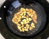 Foto langkah ke 1 dari resep Telur Kentang Bumbu Rendang.