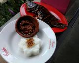 Foto langkah ke 6 dari resep Ikan Nila bakar bumbu kecap.