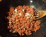 Foto del paso 1 de la receta: Guiso de carne molida, papas y zanahorias