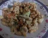 A picture of step 1 of Dahi bhalay ka masala:-.