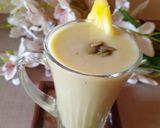 A picture of step 3 of Pineapple Smoothie.