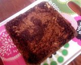 A picture of step 9 of Chocolate chip marble cake.