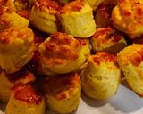 Sajtkrémes, vajas, hajtogatott pogácsa recept fázis 5 fotója