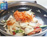 韓式泡菜炒螃蟹的食譜步驟5照片