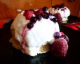 Foto del paso 3 de la receta Mug cake de yogur y frutos rojos