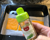 Foto del paso 3 de la receta: Crujiente de queso para aperitivos, canapés y volovanes