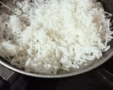 A picture of step 2 of Fried rice.