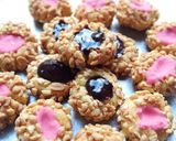Foto langkah ke 6 dari resep Thumbprint cookies #SiapRamadan.