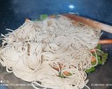 Foto del paso 5 de la receta: Udon con zanahorias, espárragos y erizos