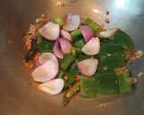 A picture of step 8 of Cabbage Manchurian.