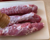 Foto del paso 1 de la receta: Solomillo de cerdo con romero y manzanas