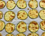Foto del paso 4 de la receta: Chips de Calabacín 🥒con Cheddar & Padano🧀 en horno