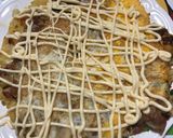 A picture of step 11 of Osaka Okonomiyaki.