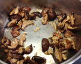 Foto del paso 2 de la receta: Fricandó con setas shitake y canela
