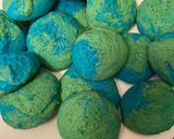 A picture of step 7 of Earth day cookie.