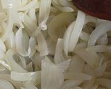 Foto del paso 2 de la receta: Cebolla Caramelizada al Malbec