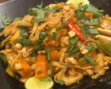 A picture of step 10 of Vegetarian Pad Thai Noodles.
