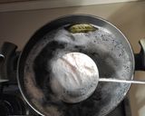 Foto del passaggio 5 della ricetta Minestra di ceci neri funghi pioppini e castagne