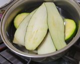 Foto del paso 2 de la receta: Berenjenas y zapallitos con ricota