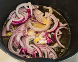 Foto del paso 6 de la receta: Albóndigas en salsa rubia con cebolla y champiñones