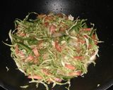 A picture of step 8 of Chicken chow mein.