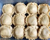 Foto langkah ke 11 dari resep Karipap Pusing Pisang Coklat.