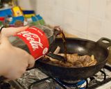 Foto del passaggio 3 della ricetta Kělě jīchì - Ali di pollo alla cola