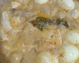 Foto langkah ke 7 dari resep Ayam Tahu Telur Masak Santan Pedas.