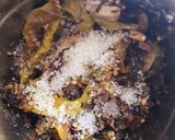 A picture of step 7 of Green chillies chutney (pachchimirchi pachchadi).