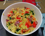Foto del paso 7 de la receta: Lomos de merluza al ajillo con guarnición de cous-cous con verduras