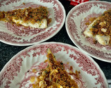 Foto del paso 7 de la receta: Lomos de merluza gratinados al vermut con setas shiitake al ajillo