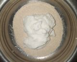 A picture of step 2 of Suji Uttapam.