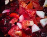 A picture of step 1 of Beetroot & Tomato Soup.