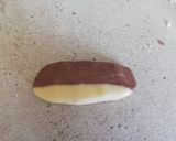 Une image de l'étape 3 de Sablés duo noisettes et raisins secs.