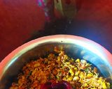 A picture of step 4 of Mix sprouts usli.
