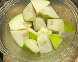 A picture of step 1 of Spicy Guava Salad.