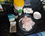 Foto langkah ke 2 dari resep Easy Creamy Chicken.