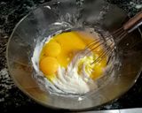 Foto del paso 2 de la receta: Torta esponjosa de vainilla estilo japonés