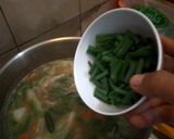 Foto langkah ke 8 dari resep Sop Ceker.... (1).