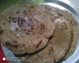 A picture of step 3 of Bajra ki roti.