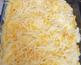 A picture of step 5 of Baked Meat Pie with Mashed Potatoes.