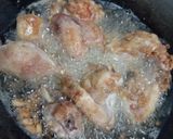Foto langkah ke 2 dari resep Ayam Saos Mentega.