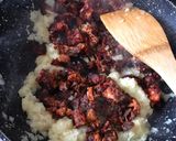Foto del paso 7 de la receta: Tallarines con tomate en salchichas