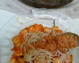 Foto langkah ke 6 dari resep Tahu Telor Bumbu Kacang.