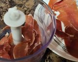 Foto del paso 1 de la receta Pinchos de melón con jamón