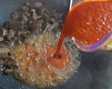 Gambar langkah 3 resipi Nasi goreng daging.