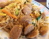 Foto langkah ke 9 dari resep Bihun goreng bakso.